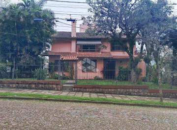 Casa · 400m² · 5 Quartos · 5 Vagas · Casa com 400 m² e 5 quartos à venda no bairro Cristal.