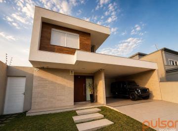 Casa · 276m² · 3 Quartos · 2 Vagas · Casa mobiliada com 3 suítes, piscina e home office à venda no Santa Mônica, Florianópolis
