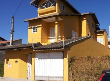 Casa · 140m² · 4 Quartos · 2 Vagas · Casa Padrão em Jacareí