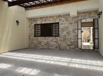 Casa · 220m² · 3 Quartos · 2 Vagas · lindo sobrado a venda picanço/santa mena