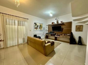 Casa · 162m² · 3 Quartos · 2 Vagas · Casa em Condomínio - Jardim Santa Maria - Condomínio Vert Ville - 3 Dormitórios 107m²