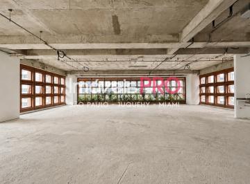 Comercial · 620m² · 6 Vagas · Laje com 620m² na Rua Amauri.