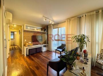 Apartamento · 110m² · 3 Quartos · 1 Vaga · Apartamento em Moema com excelente distribuição e muito conforto!