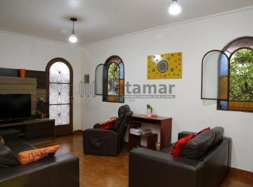 Casa · 160m² · 2 Quartos · 2 Vagas · Sobrado a venda com 2 quartos no Jardim Morro Verde