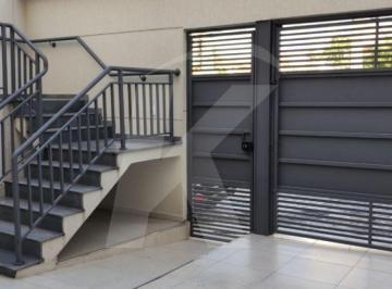 Apartamento · 46m² · 2 Quartos · 1 Vaga · Apartamento com 2 quartos, sala, cozinha, banheiro, 1 vaga de garagem perto do metrô.