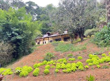 Casa · 75m² · 2 Quartos · 4 Vagas · OPORTUNIDADE PARA MORAR OU INESTIR 6000 M² DE TERRENO