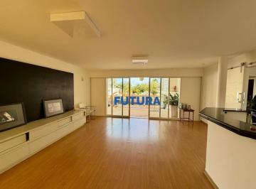 1d3acd3b999c4d4425f6236a8e01b4f24e81e1ba · Casa com 5 suites, Cond. Interlagos Jardim Botanico.