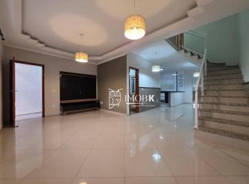 c6f6b813972808916c0a569cb382bce849f12c04 · CASA MARAVILHOSA, 3 quartos sendo 1 suíte, espaço gourmet com hidro, 222 m² por R$ 895.000 - Jardim