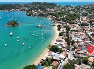 Comercial · 144m² · Loja Comercial + 2 Apartamentos Independentes à Venda no Centro de Armação dos Búzios – Oportunidade