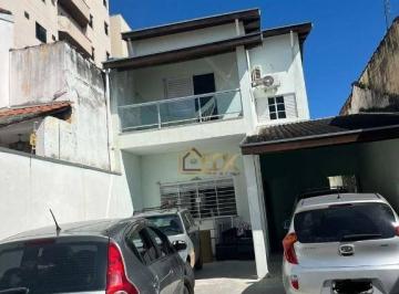 25c450fa529cbc112f2af7ba273937a36257aed7 · Sobrado com 4 dormitórios, 142 m² - venda por R$ 850.000 ou aluguel por R$ 4.600,00/mês - Centro - G