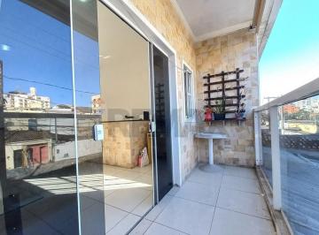 Casa · 95m² · 3 Quartos · 1 Vaga · Sobreposta alta a venda na Enseada no Guarujá