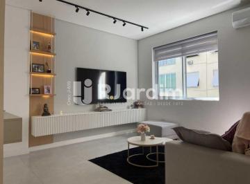 Apartamento · 60m² · 2 Quartos · 1 Vaga · Excelente Oportunidade na Lagoa/Ipanema | Reformado, Silencioso e com Vaga