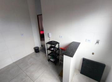 Casa · 56m² · 2 Quartos · 1 Vaga - contato@temponeimoveispg.com · Casa Sobreposta Alta 2 Quartos no Maracanã - Praia Grande SP