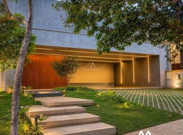 iwvkn1w2ytnlyjlmytzlzmmw_md · Linda Casa Térrea - com 2 suítes , Elevador , climatizada - Golfe residencial