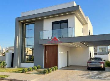 Casa · 188m² · 3 Quartos · 4 Vagas · Casa Alto Padrão com 03 Suítes e Elevador - 188m² , no condomínio mais completo da cidade.
