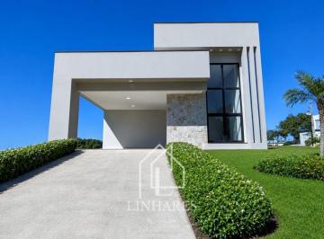Casa · 146m² · 3 Quartos · 1 Vaga · Casa de alto padrão em condomínio fechado.