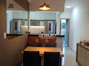 3c9edfee7ee484ec61ef5b1e6d8eb0d71dd073c7 · Apartamento no bairro Santa Mônica com dois quartos, suíte e duas vagas de garagem.