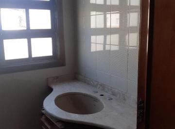 Casa Aluguel de 3 quartos · Sobrado para alugar em Jardim Santa Mena de 250.00m² com 3 Quartos, 1 Suite e 5 Garagens