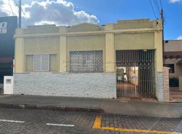 Casa · 147m² · 3 Quartos · 3 Vagas · Casa para venda em Centro de 147.00m² com 3 Quartos e 3 Garagens