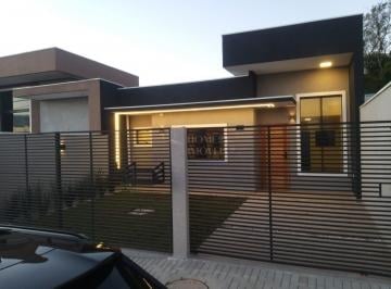Casa · 144m² · 3 Quartos · 2 Vagas · Casa para venda em Eucaliptos de 144.00m² com 3 Quartos, 1 Suite e 2 Garagens