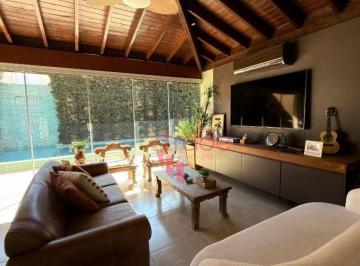 409cf621c585bbff5614db8fb34a2a8afe71128b · Casa em Condomínio Fechado à Venda de 04 Quartos sendo todos Suítes no Bairro Recreio das Acácias em