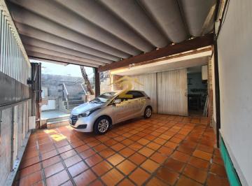 Casa · 143m² · 4 Quartos · 4 Vagas · Conforto e espaço: casa térrea com suíte, lareira e 4 vagas próxima ao Metrô Jab