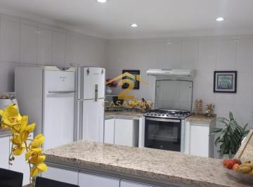 Casa · 360m² · 3 Quartos · 2 Vagas · Casa Térrea na Vila Santa Maria, SP com 360m², 3 Quartos, 2 Vagas