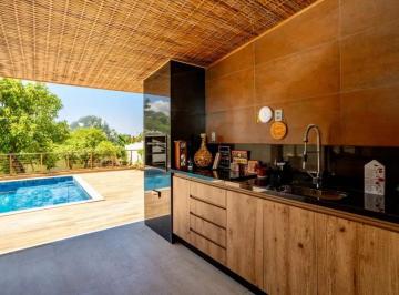 Casa de 4 quartos, Caraguatatuba · Casa de 320 m² com 4 quartos à venda em Caraguatatuba - SP