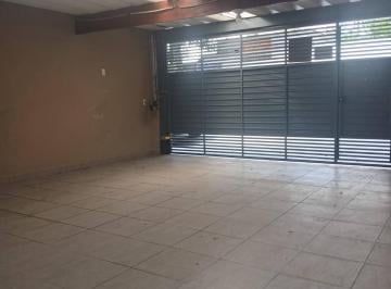 Casa · 150m² · 3 Quartos · 2 Vagas · Sobrado na Vila Olimpia com Edícula