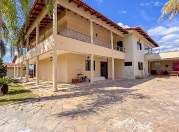 Casa · 900m² · 4 Quartos · 5 Vagas · Casa à Venda em Setor Habitacional Arniqueira com 900 m² de área.