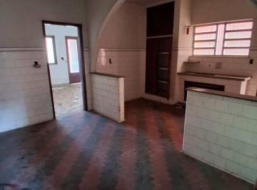 Comercial · 500m² · 2 Vagas · Alugo Casa Comercial com 240 m2 Excelente Localização Centro de São Pedro