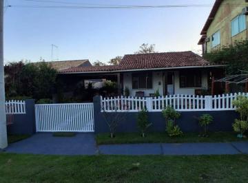 Casa · 300m² · 3 Quartos · 4 Vagas · Maravilhosa Casa no Condomínio Beira Mar I , Praia Linda- Pé na Areia