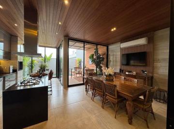 Casa de 3 quartos, Brasília · Casa com 320 mts², 3 quartos, piscina e churrasqueira Jardim Botânico - Brasília
