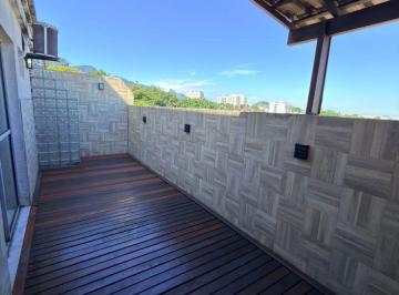 Apartamento de 3 quartos, Rio de Janeiro · Cobertura duplex com vista totalmente livre, espaço, conforto e localização privilegiada. Confira!