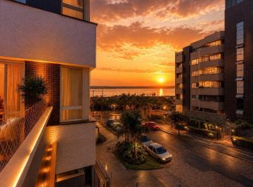 Apartamento · 139m² · 3 Quartos · 2 Vagas · Ap Garden de Alto Padrão com Terraço Privativo e Vista Permanente para o Guaíba
