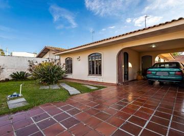 Casa de 4 quartos, Curitiba · Casa de 360 m² com 4 quartos à venda em Xaxim