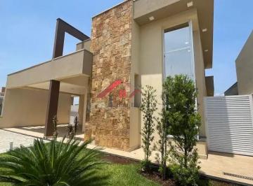 Casa de 3 quartos, Salto · Casa para venda em Condomínio Lagos D'icaraí de 236.00m² com 3 Quartos, 3 Suites e 4 Garagens
