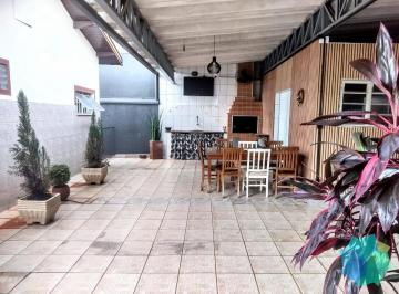 Casa 360m² Venda Jardim Celani · Casa de Condomínio para venda em Jardim Celani de 230.00m² com 3 Quartos, 1 Suite e 2 Garagens