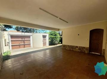 Casa de 3 quartos, Indaiatuba · Casa para venda em Vila Suíça de 230.80m² com 3 Quartos, 1 Suite e 4 Garagens