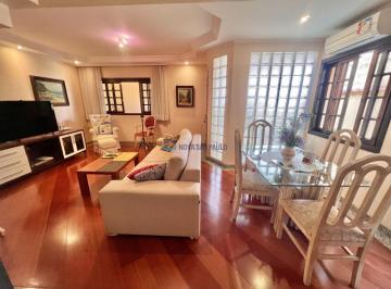 Casa · 157m² · 4 Quartos · 2 Vagas · Casa Grande 145m² Vila Santa Catarina- 4 dormitórios sendo 1 no térreo com banheiro