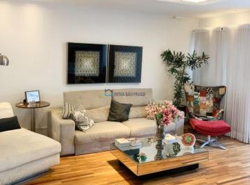 Casa · 307m² · 4 Quartos · 2 Vagas · Casa de 307m², 4 Dormitórios, 4 Suítes, Ipiranga