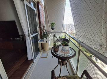 Apartamento · 90m² · 3 Quartos · 2 Vagas · Apartamento á venda no Grajaú, 2 varandas, 3 quartos,1 suíte e vaga na escritura.