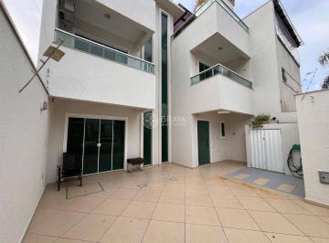 Casa · 150m² · 3 Quartos · 2 Vagas · TRIPLEX NA PRAIA DOS AMORES - BALNEÁRIO CAMBORIÚ
