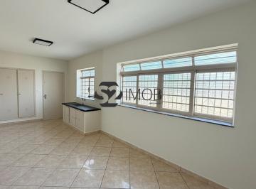 Casa · 263m² · 4 Quartos · 3 Vagas · Casa para alugar em Centro de 263.00m² com 4 Quartos, 1 Suite e 3 Garagens