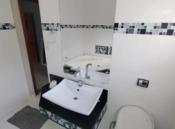 Casa de 3 quartos, Salto · Casa de Condomínio para venda em Itapecerica de 210.00m² com 3 Quartos, 1 Suite e 5 Garagens