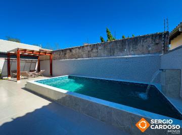 Casa · 128m² · 3 Quartos · 5 Vagas · CASA ALTO PADRÃO DE FRENTE PRO MAR!  PISCINA PERGOLADO E ESPAÇO GOURMET!