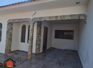 8342115250.jpg · Casa residencial com 03 quartos sendo 01 suite, sala, cozinha com balcão, banheiro social, banheiro