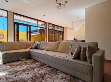 Casa de 4 quartos, São Paulo · Casa à venda na Vila São Francisco | 350m² | 4 suítes | Piscina | 3 vagas