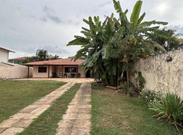 Casa de 3 quartos, Brasília · Daleprane imóveis vende Excelente Casa no jardim botânico