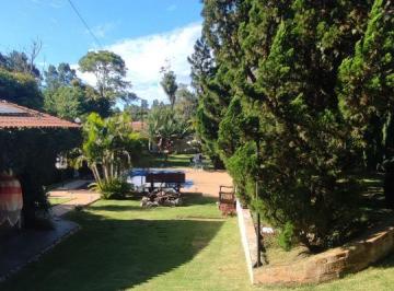 Casa de 4 quartos, Ibiúna · Maravilhosa chácara em condomínio fechado, com segurança, há 60km de SP.